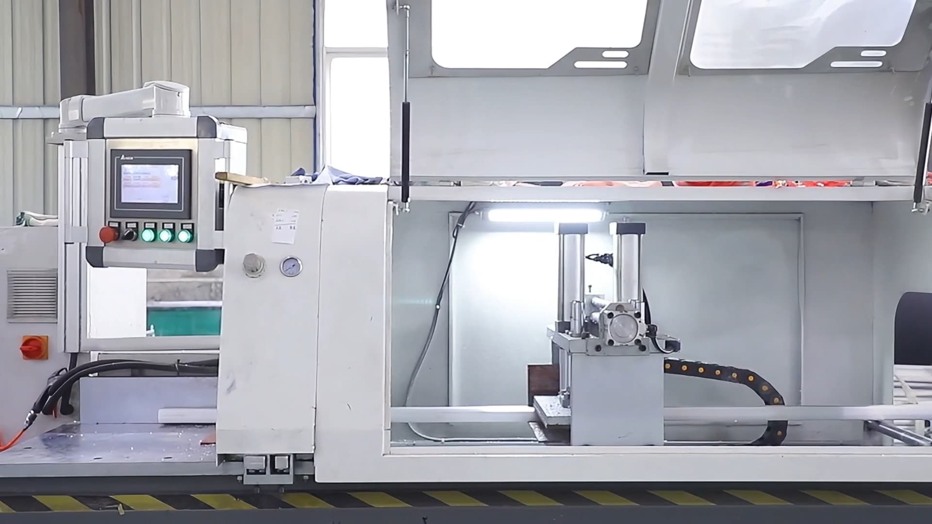 Line Array Arc Roof Truss System