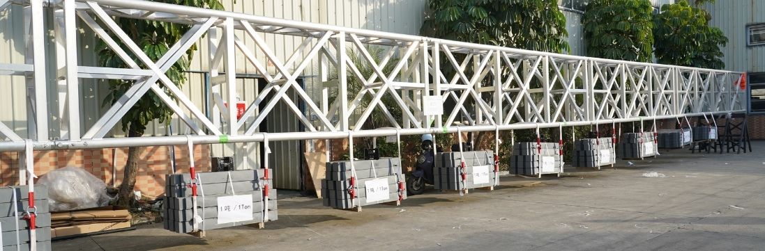 Finalización exitosa de la prueba de carga TÜV para una estructura de aluminio de alta resistencia de 550 mm × 1500 mm